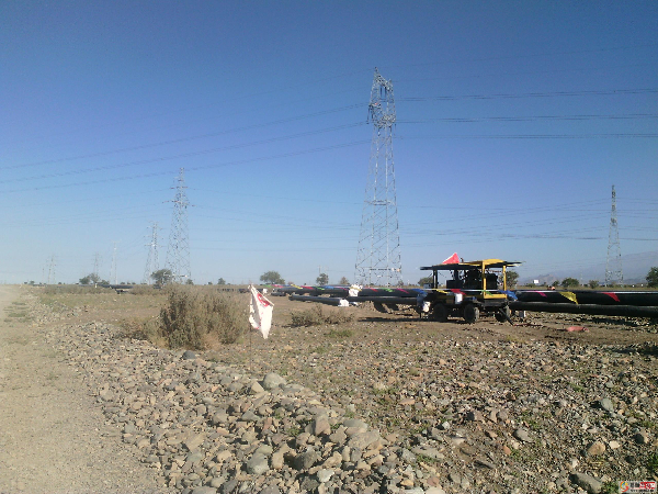 阜康市28公里清洁燃气管线建设项目抢抓工期