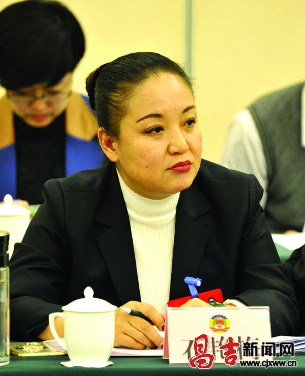 【两会】访州政协委员,木垒县三明幼儿园园长石艳梅 (图)